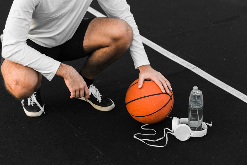 What is the difference Between Sneakers and Basketball Shoes?